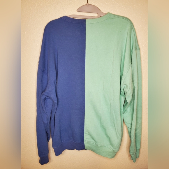 Wild Fable Green and Blue Split Sweatshirt - Picture 3 of 3